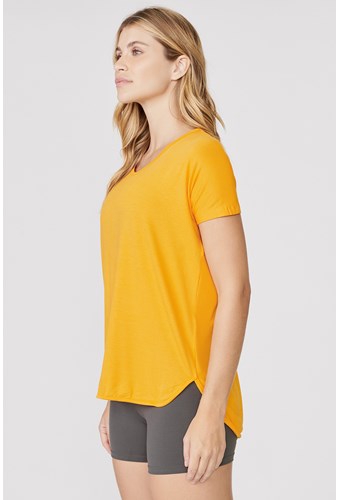 Camiseta Ceci Amarelo Zinnia Essenciais