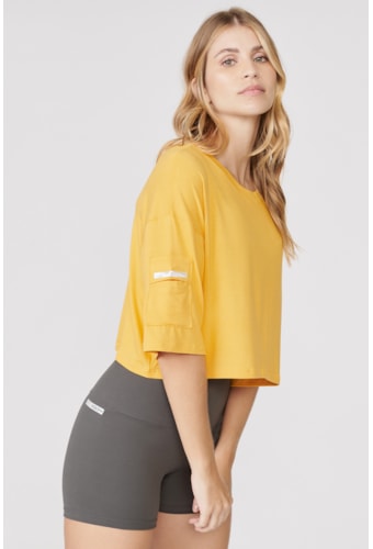 Camiseta Laura Amarelo Ararajuba Pilares